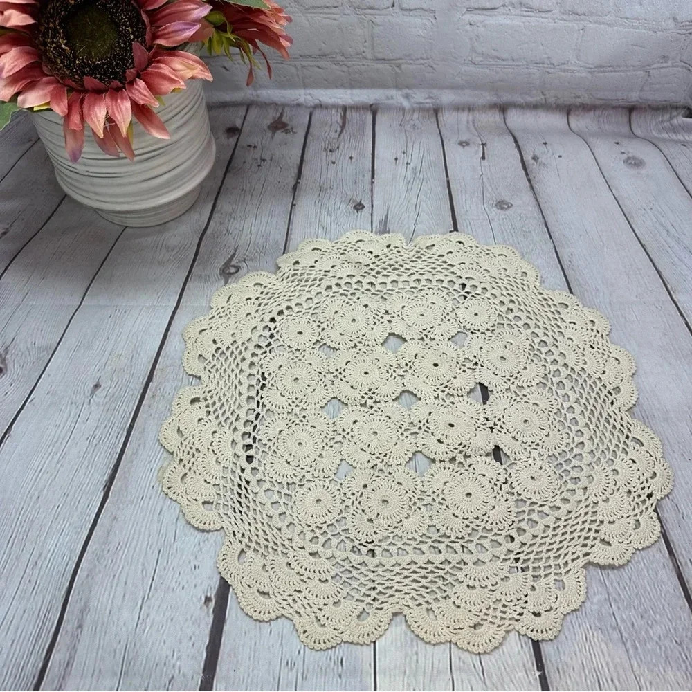 vintage handmade crochet doily round design